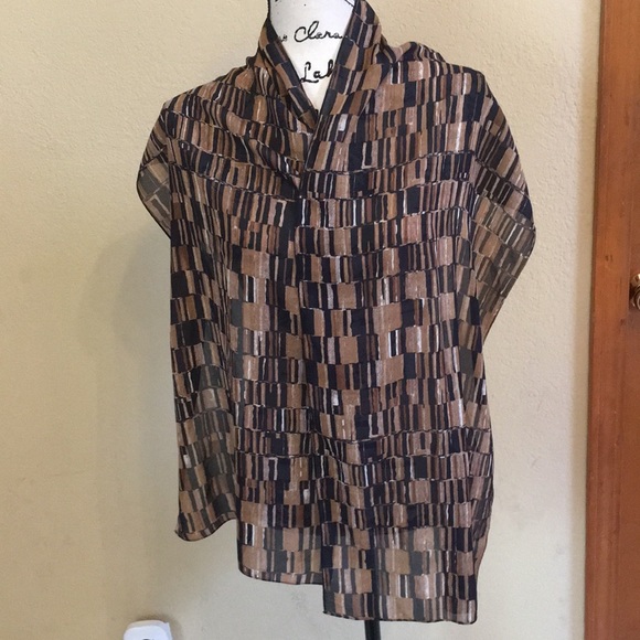 Scarf/ wrap - Picture 2 of 3